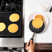 Oxo - Jumbo Silicone Flexible Turner